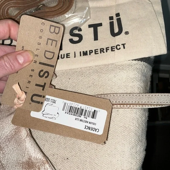 NWT Bed Stu Leather Cadence Wallet Wristlet Crossbody Nectar Lux MSRP $175 - Picture 3 of 16